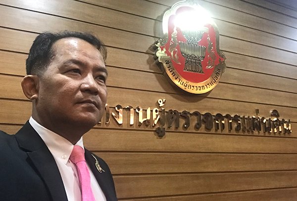 ศรีสุวรรณจ่อยื่นผู้ตรวจการแผ่นดินส่งศาลวินิจฉัย กรณี ส.ว.โหวตให้สุชาติเป็น ป.ป.ช.ชอบด้วย กม.หรือไม่