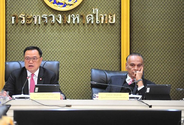 เหล้า ปืน และความตระหนกในสังคมไทย