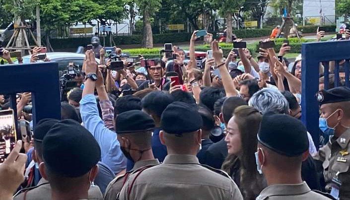 ปฏิบัติการด่วน: แอมเนสตี้ชวนผู้สนับสนุนทั่วโลกส่งจดหมายถึง “พล.อ.ประยุทธ์”  กรณีผู้ชุมนุม 31 คนถูกดำเนินคดี