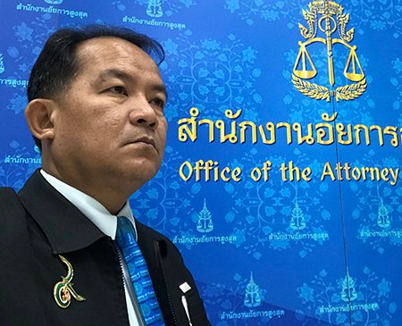 ศรีสุวรรณจ่อร้องอัยการสูงสุดเพื่อขอให้ศาล รธน.สั่งเลิกการรณรงค์แก้ไข ม.1