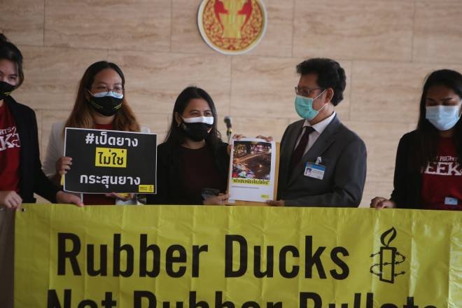 แอมเนสตี้ยื่นรายงานและข้อเสนอแนะถึงทางการไทยเรียกร้องคุ้มครองสิทธิในการชุมนุมโดยสงบ