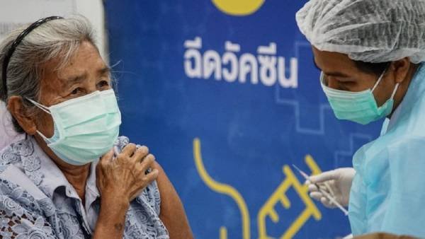 แอมเนสตี้เรียกร้องไทยให้ความสำคัญเร่งฉีดวัคซีนกลุ่มเสี่ยงและกลุ่มชายขอบ 