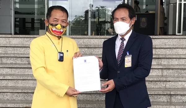 ศรีสุวรรณจี้ ป.ป.ช.สอบ รพ.ภูมิพลจับพิรุธวัคซีนเข็ม 3