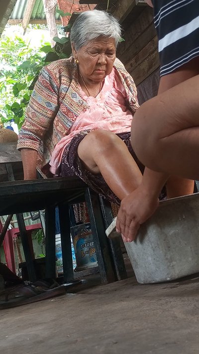 คนแก่ คนเก่า คนก่อน