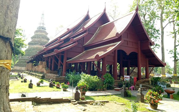 ศรีสุวรรณโวยกรมศิลปากรใช้งบ 45 ล้านบูรณะวัดพระธาตุเจดีย์หลวงเพียง 3 ปีชำรุดแล้ว