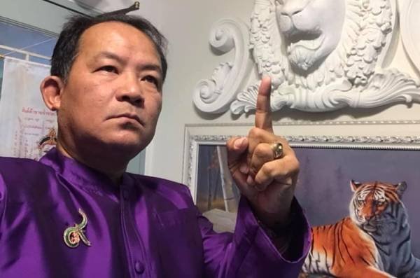 ศรีสุวรรณร้องสำนักพุทธฯสอบพระอานนท์ละเมิดจริยาสงฆ์กรณีไปให้กำลังใจผกก.โจ้